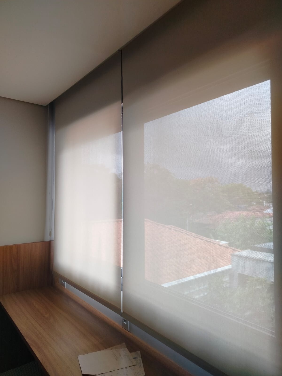 Persiana — proteção de luz total — Bella Decorações SP
